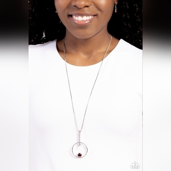 Red and silver necklace set - Picture 2 of 6